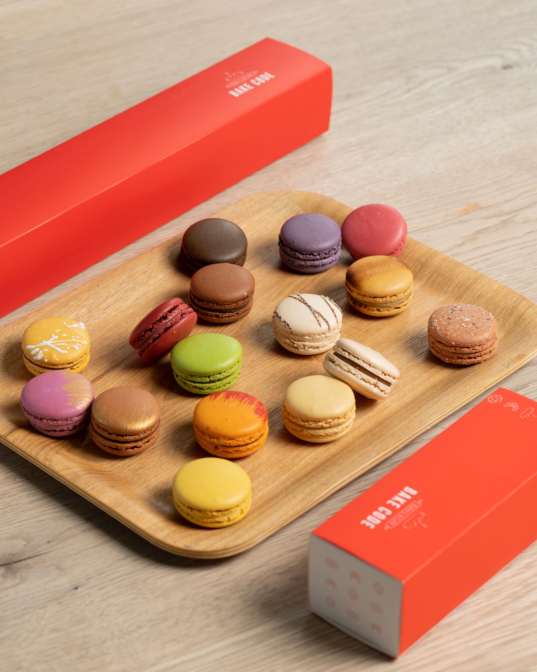 Box of 6 Gourmet French Macarons - Chef's Choice (Tax Free) – Bake